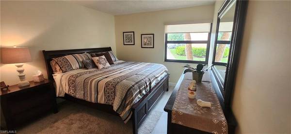 Naples, FL 34114,1512 Mainsail DR #18A