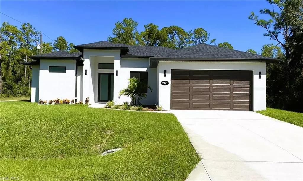 Lehigh Acres, FL 33972,706 W 10th ST