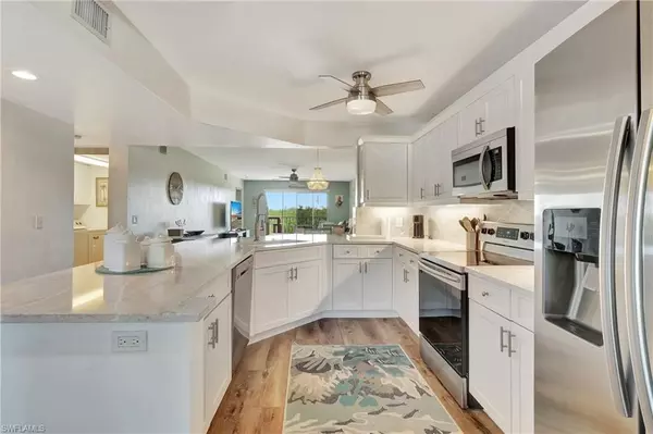 Naples, FL 34110,300 Horse Creek DR #205