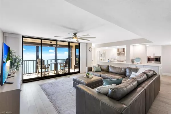 10951 Gulf Shore DR #1202, Naples, FL 34108