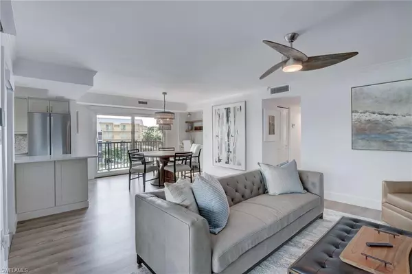 Naples, FL 34103,3500 Gulf Shore BLVD N #408