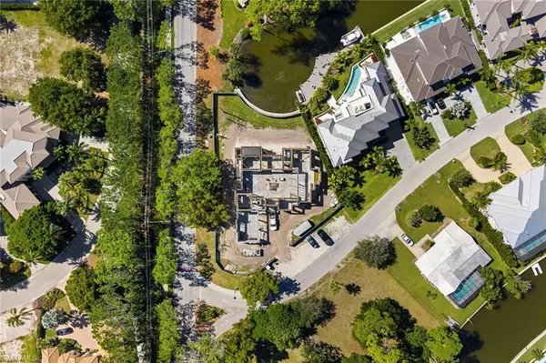 Naples, FL 34103,5037 Starfish AVE
