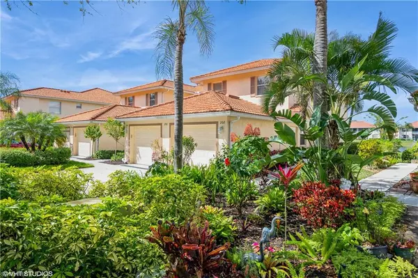 Naples, FL 34104,290 Robin Hood CIR #202