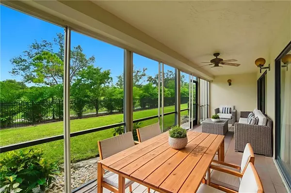 Fort Myers, FL 33919,6979 Winkler RD #111