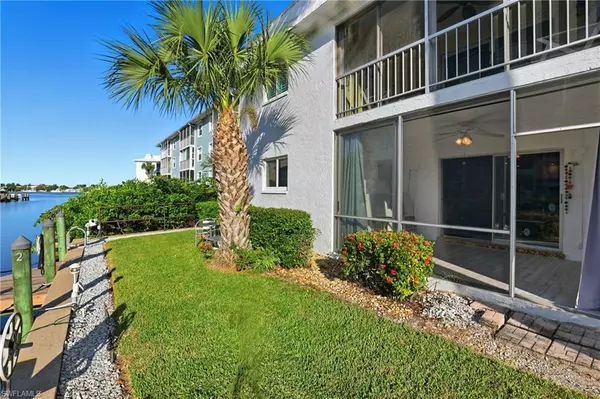 1320 Blue Point AVE #2, Naples, FL 34102