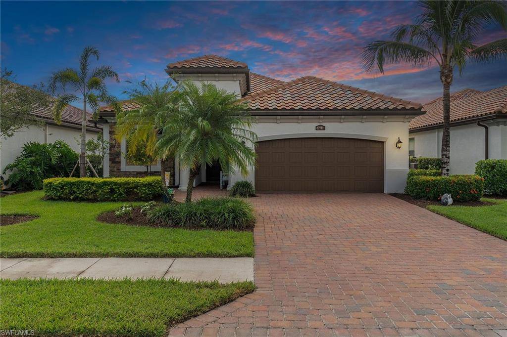 12732 Kinross LN, Naples, FL 34120