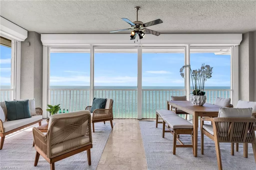 Naples, FL 34108,9235 Gulf Shore DR #PH-01