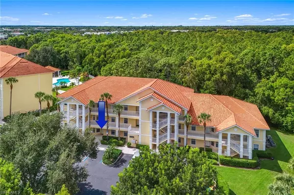 Naples, FL 34113,9165 Celeste DR #3-102