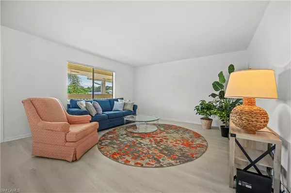 Naples, FL 34112,4607 Bayshore DR #K7