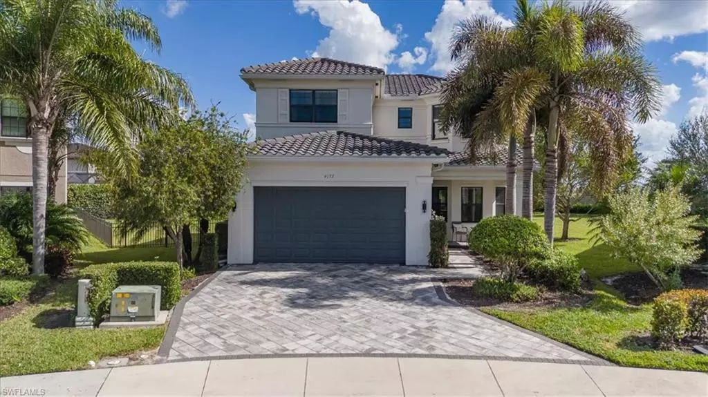 4172 Crescent CT, Naples, FL 34119