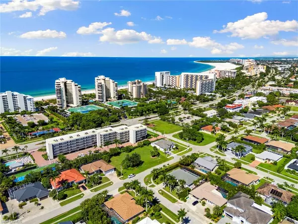 Marco Island, FL 34145,744 Seagrape DR