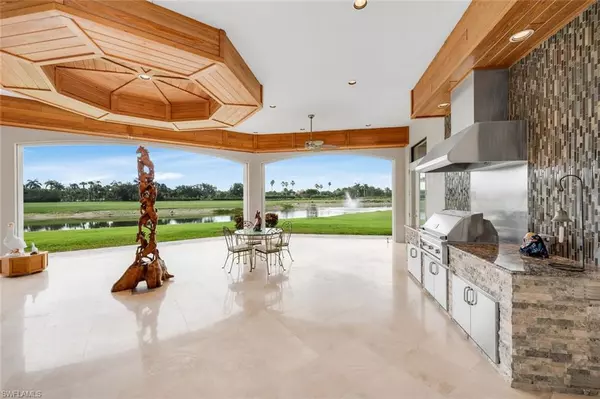 11507 Peregrine Ct, Naples, FL 34120