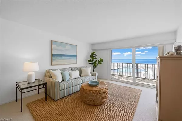 Naples, FL 34103,3443 Gulf Shore BLVD N #207