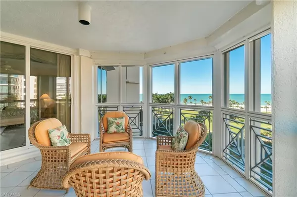 Naples, FL 34103,4021 Gulf Shore BLVD N #506