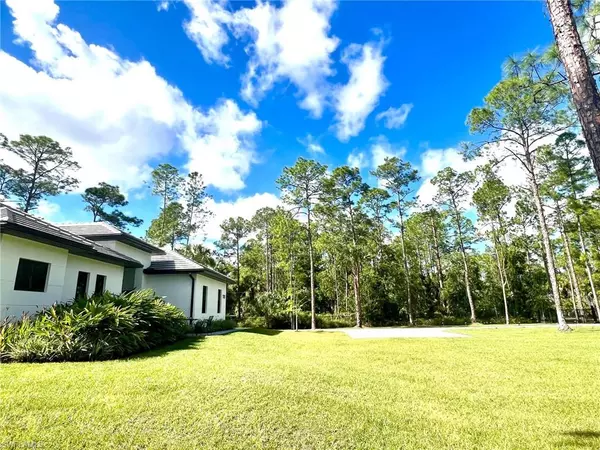 Naples, FL 34120,510 12th AVE NE