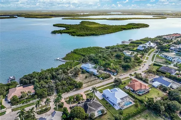 Marco Island, FL 34145,831 Caxambas DR