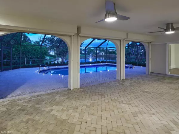 Naples, FL 34103,4916 Crayton RD