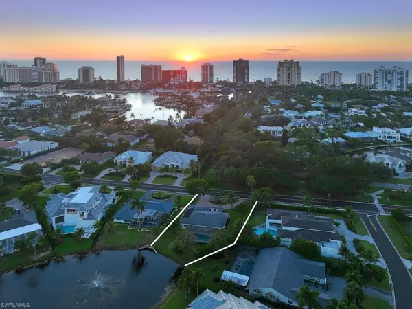 Naples, FL 34103,4916 Crayton RD