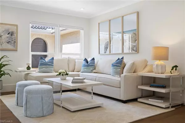 Naples, FL 34103,4916 Crayton RD