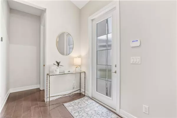 Naples, FL 34114,9194 Cayman DR