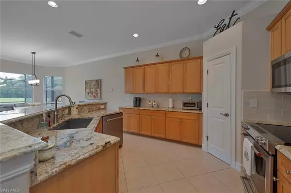 Naples, FL 34113,6076 Dogleg DR