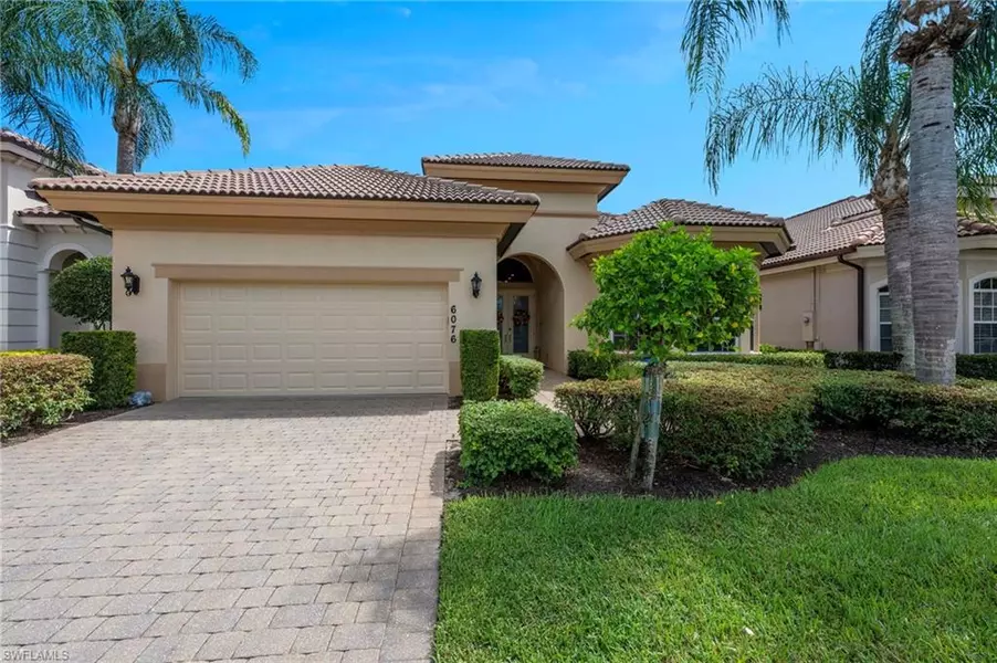 6076 Dogleg DR, Naples, FL 34113