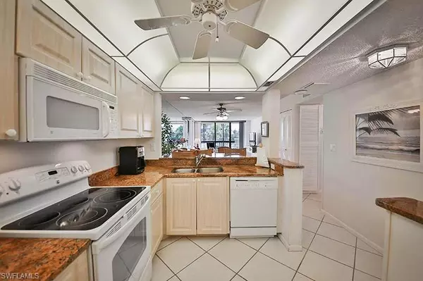 Marco Island, FL 34145,651 Seaview CT #B207