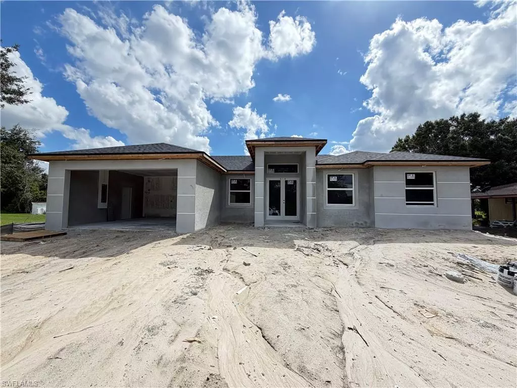Lehigh Acres, FL 33976,3307 6TH SW