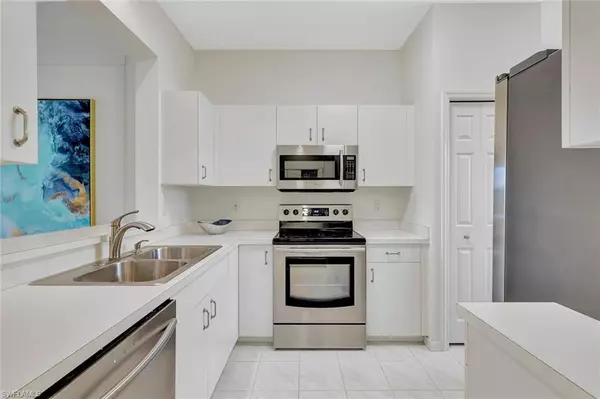 Naples, FL 34109,2300 Carrington CT #203