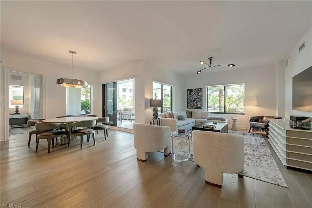 Naples, FL 34135,1111 Central AVE #310