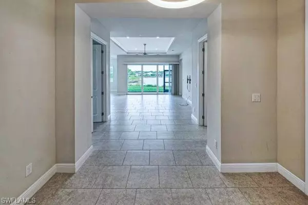 Naples, FL 34114,8886 Saint Lucia DR #101
