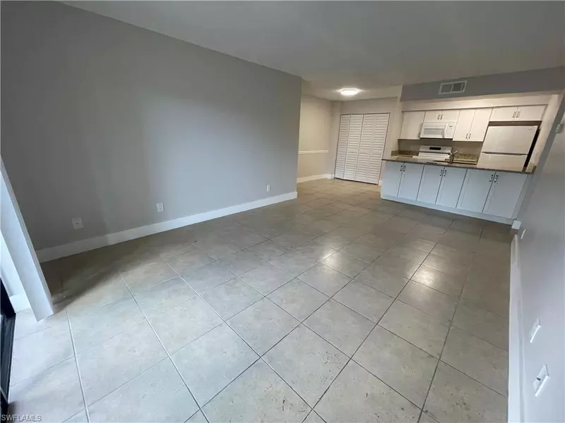 5323 Summerlin RD #2307, Fort Myers, FL 33919