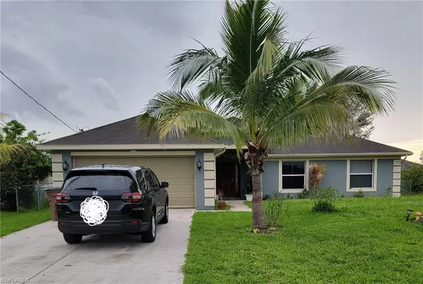 Lehigh Acres, FL 33972,423 Windermere DR