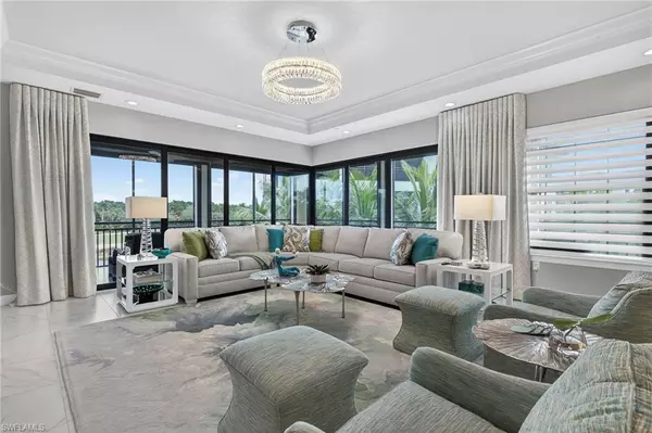 2555 MARQUESA ROYALE LN #202, Naples, FL 34109