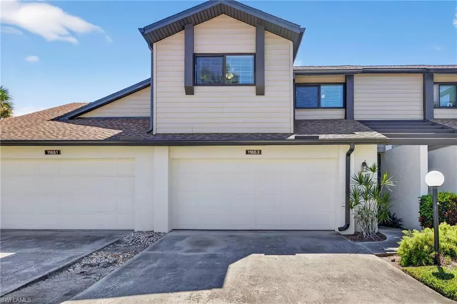 11653 Pointe Circle DR, Fort Myers, FL 33908