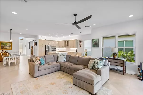 Naples, FL 34120,11813 Drake LN