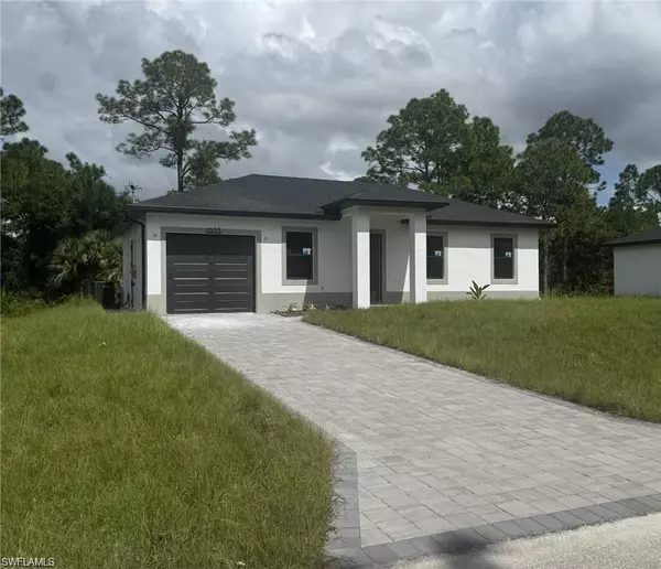 748 Chattman ST E, Lehigh Acres, FL 33974