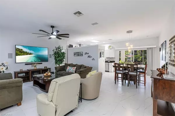 Bonita Springs, FL 34135,27518 Pinecrest LN