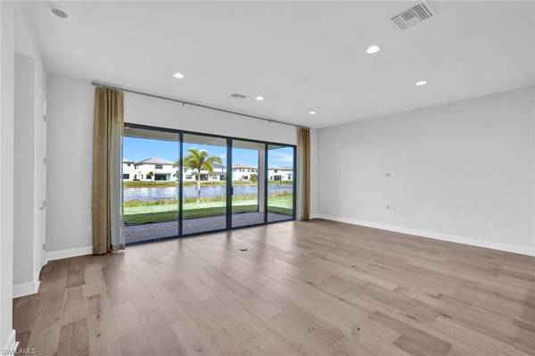 Estero, FL 33928,12704 Caballo CT