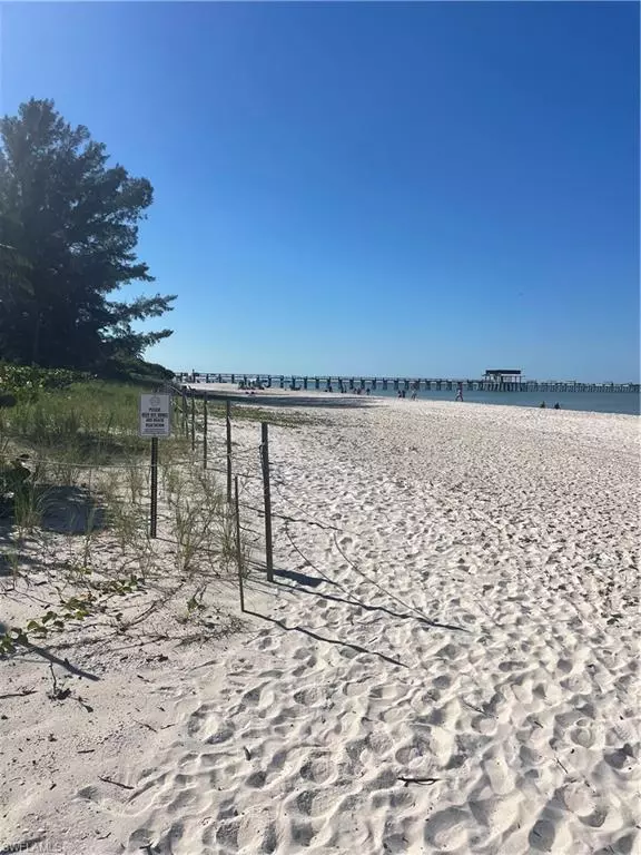 Naples, FL 34102,162 11th AVE S