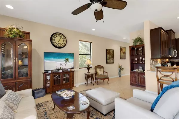Naples, FL 34119,15116 Summit Place CIR #213
