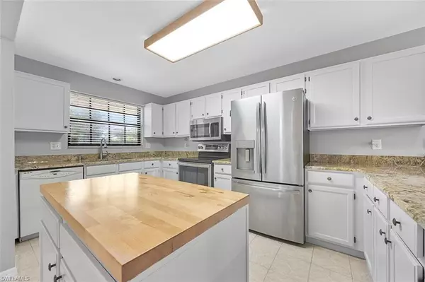Naples, FL 34109,6654 Tannin LN #B