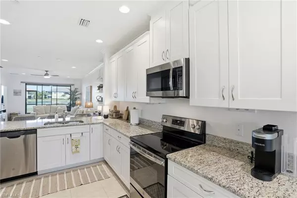 Naples, FL 34119,9374 Pocida CT #101