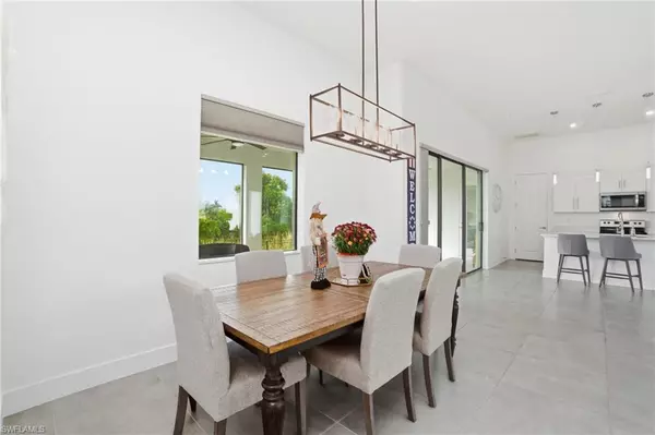 Cape Coral, FL 33993,2522 NW 1st TER