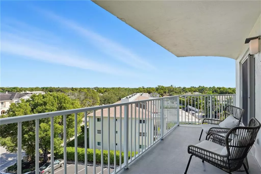 Naples, FL 34102,1300 Gulf Shore BLVD N #603