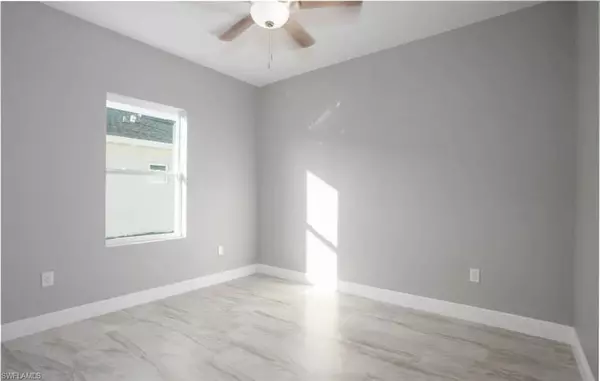 Fort Myers, FL 33916,2112 French ST