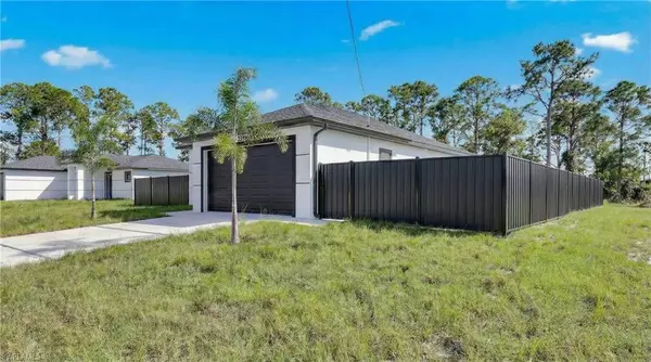 Lehigh Acres, FL 33976,3417 8th ST SW