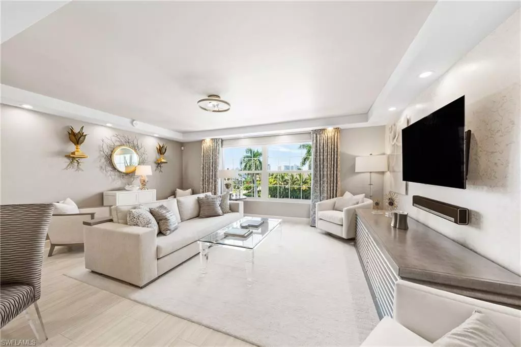 Naples, FL 34103,4200 Belair LN #300