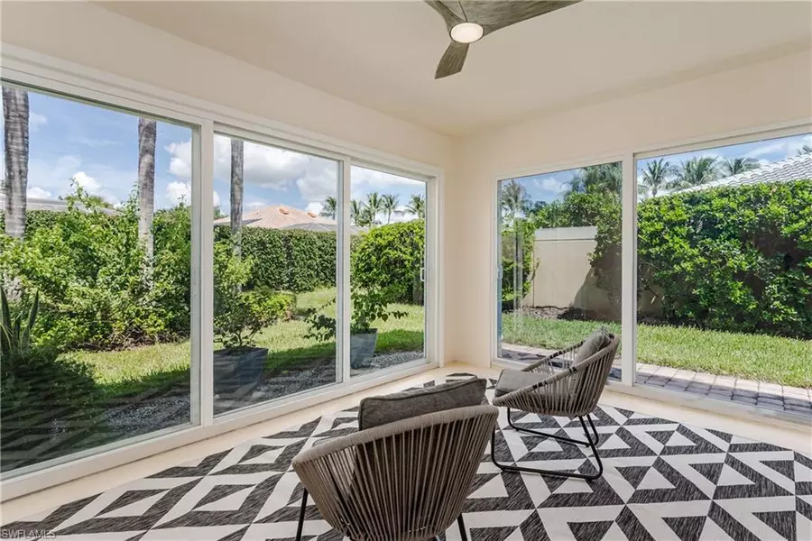 4949 Kingston WAY, Naples, FL 34119