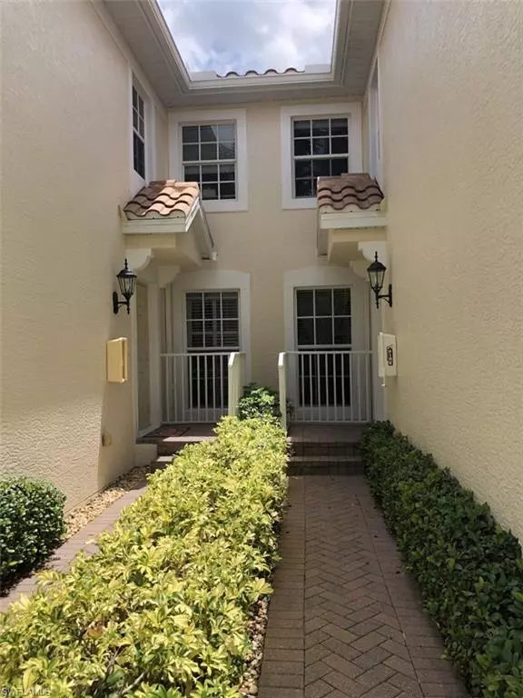 Naples, FL 34105,1380 Tiffany LN #2204